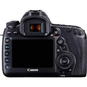 Canon EOS 5D Mark IV with EF 24-105mm IS II USM Lens